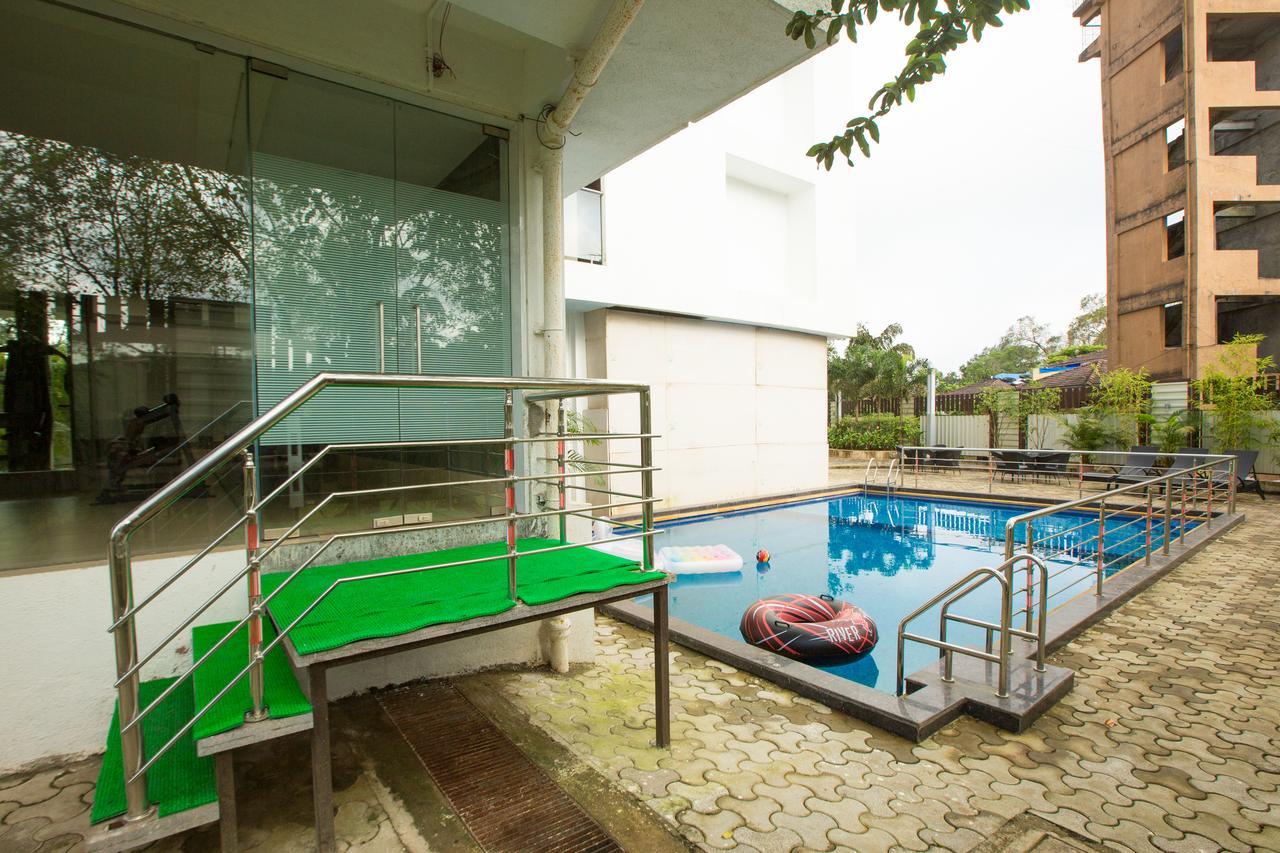 Hotel Grand Visava Lonavala Exteriör bild